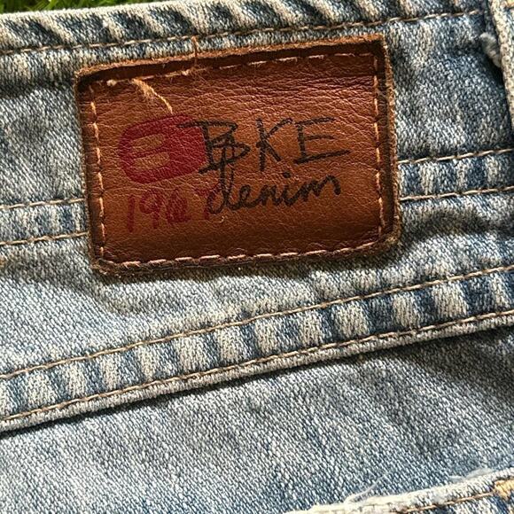 BKE "1966 Denim" Frayed Hem Jeans - Picture 6 of 6